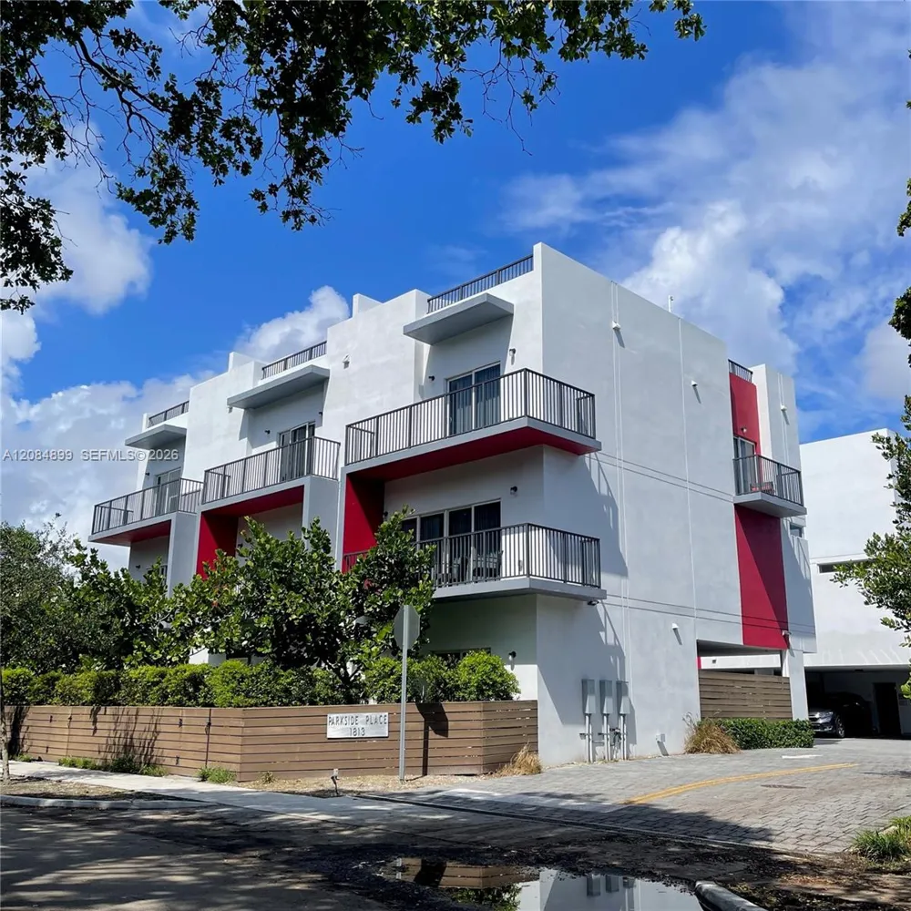 1813 Madison St Hollywood, FL 33020