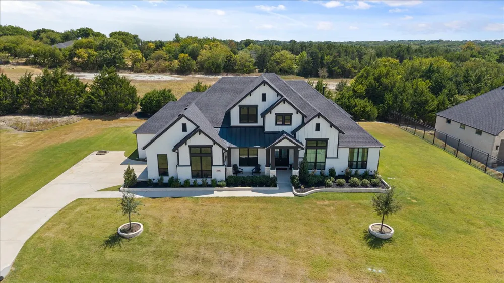 7850 Woodstream Road Midlothian, TX 76065