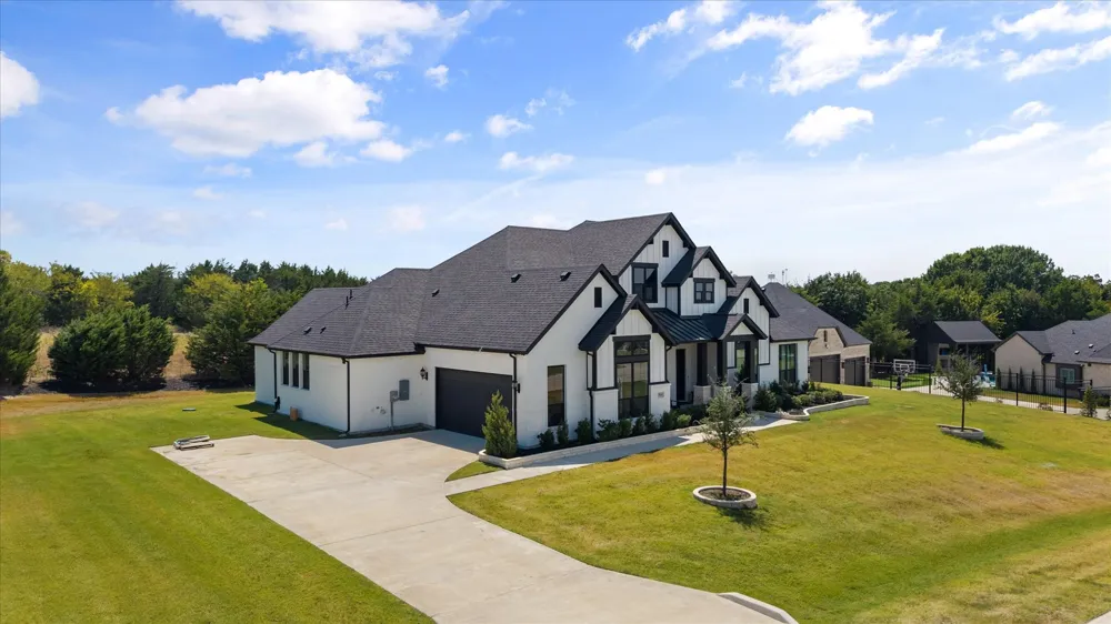 7850 Woodstream Road Midlothian, TX 76065