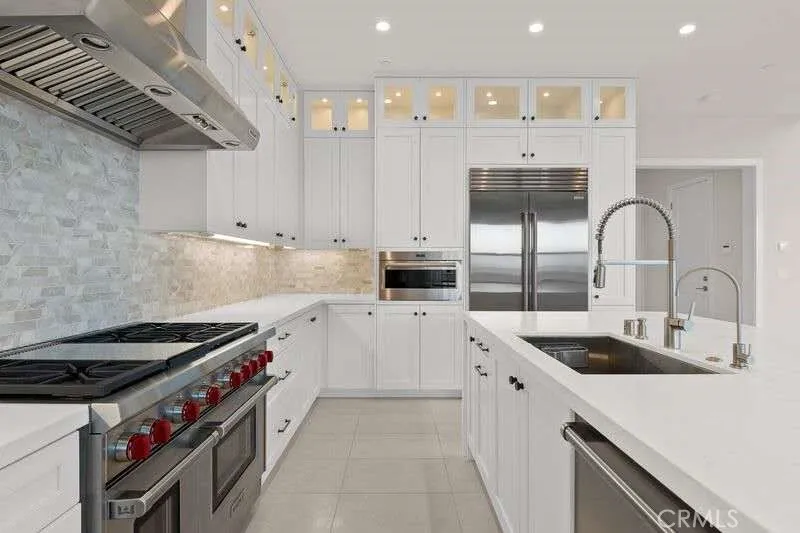 133 Drumbeat Irvine, CA 92618