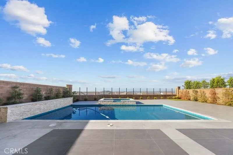 133 Drumbeat Irvine, CA 92618