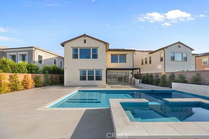 133 Drumbeat Irvine, CA 92618