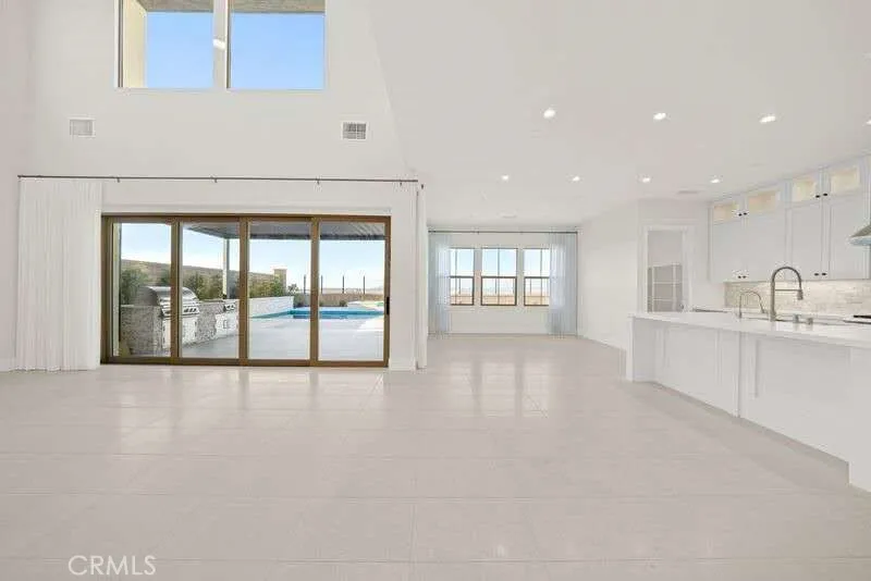 133 Drumbeat Irvine, CA 92618