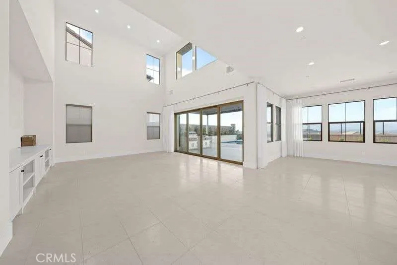 133 Drumbeat Irvine, CA 92618