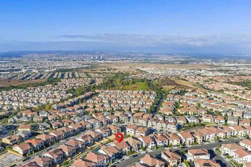 133 Drumbeat Irvine, CA 92618