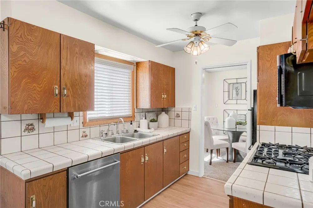 313 Bel Air Street Anaheim, CA 92801