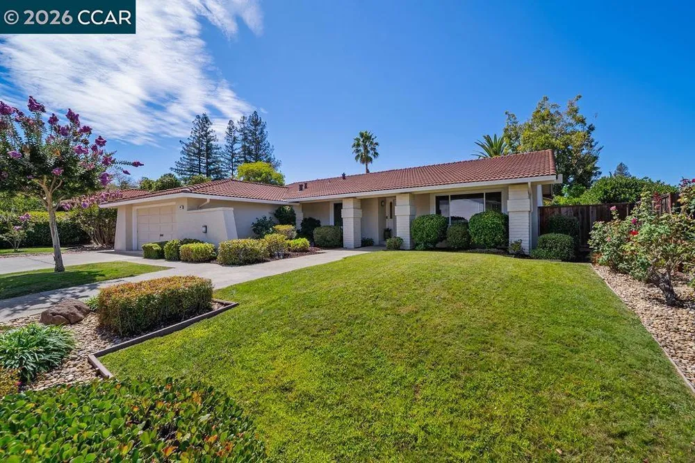 945 Natchez Dr Walnut Creek, CA 94598