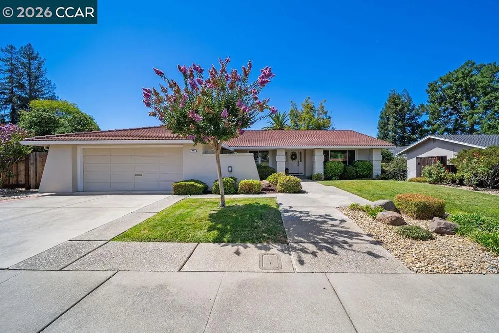 945 Natchez Dr Walnut Creek, CA 94598