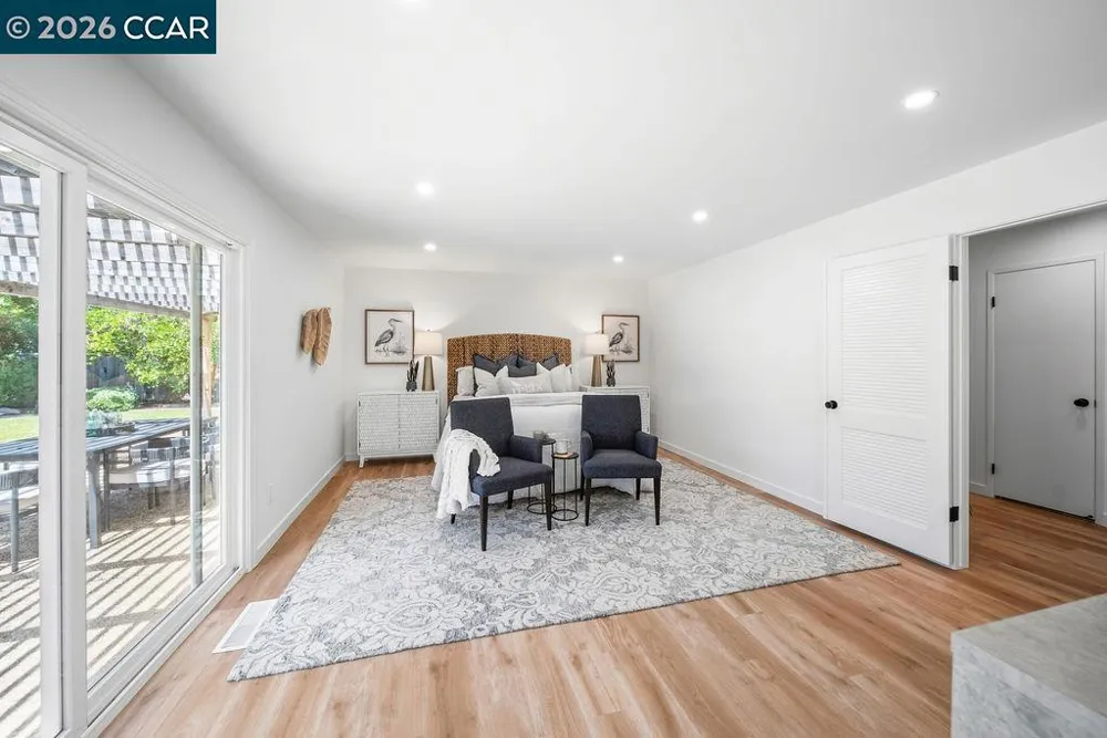 945 Natchez Dr Walnut Creek, CA 94598