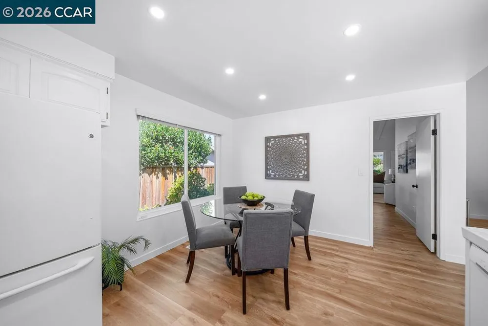 945 Natchez Dr Walnut Creek, CA 94598
