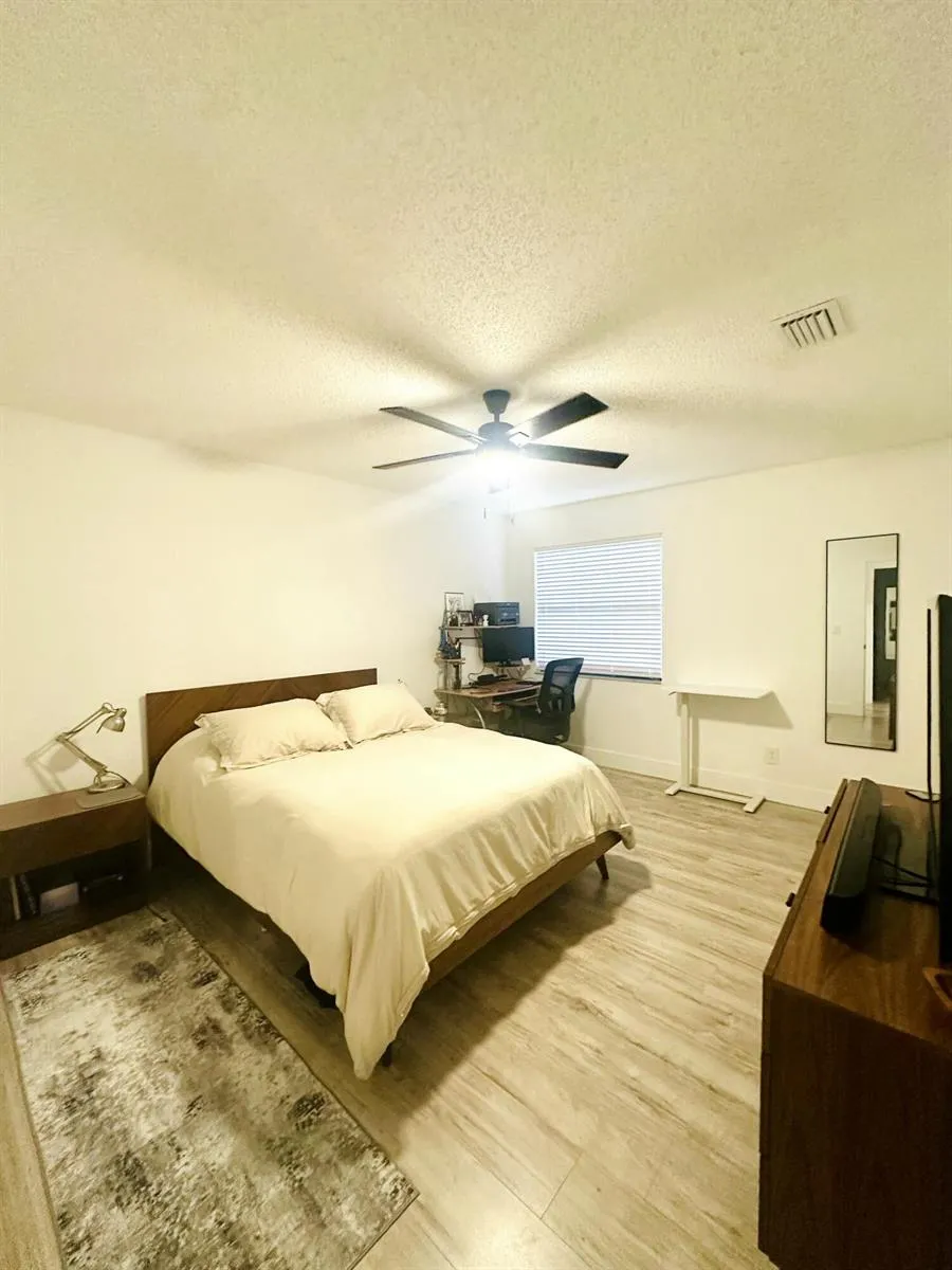 8715 SOL TERRACE West Palm Beach, FL 33403