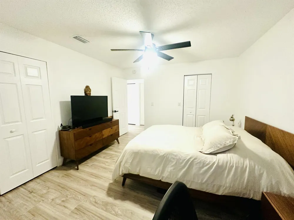 8715 SOL TERRACE West Palm Beach, FL 33403