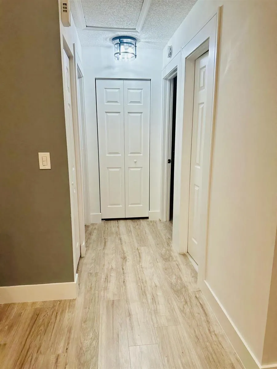 8715 SOL TERRACE West Palm Beach, FL 33403