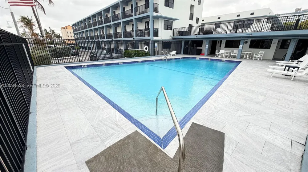 321 Wilson St #A105 Hollywood, FL 33019