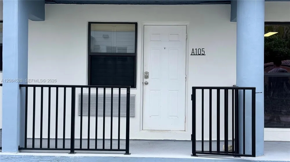 321 Wilson St #A105 Hollywood, FL 33019