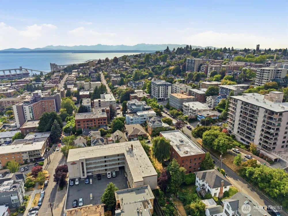 1 Ward Street #3 Seattle, WA 98109