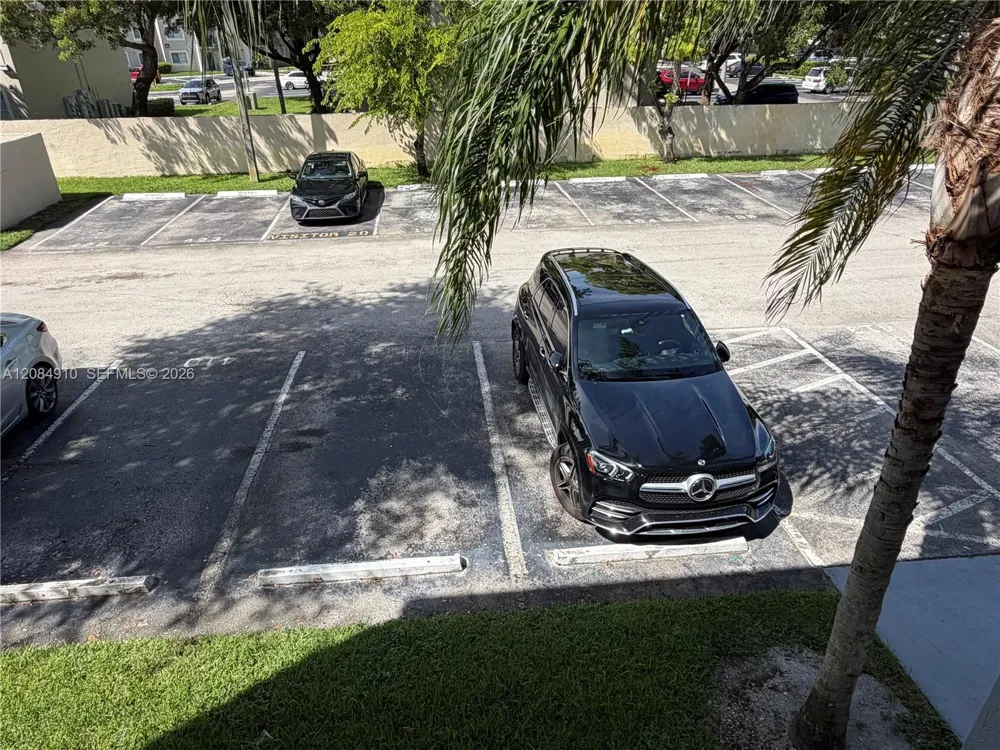 18840 NW 57th Ave #207 Hialeah, FL 33015