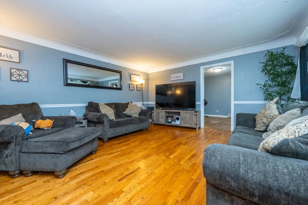 56844 M 43 Bangor, MI 49013