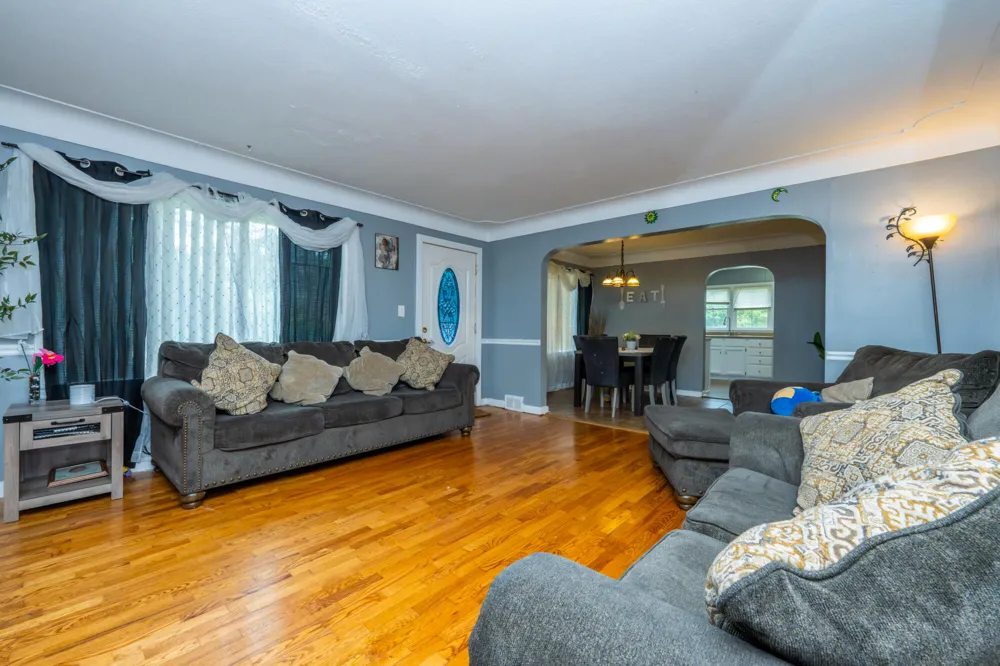 56844 M 43 Bangor, MI 49013