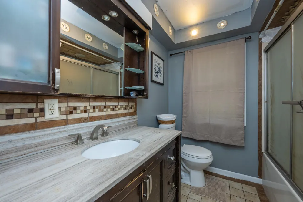 56844 M 43 Bangor, MI 49013