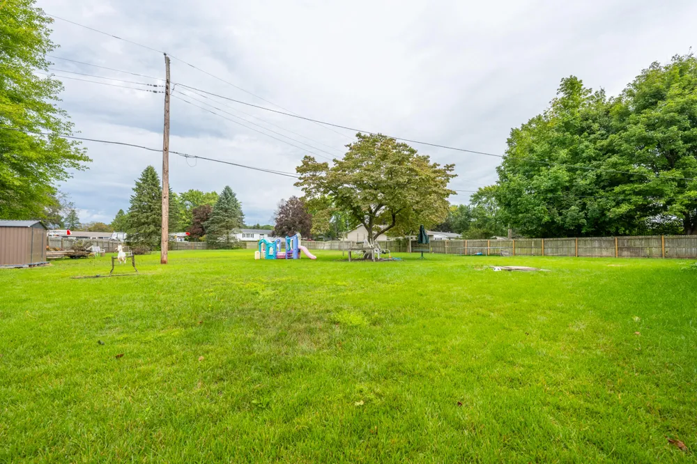 56844 M 43 Bangor, MI 49013