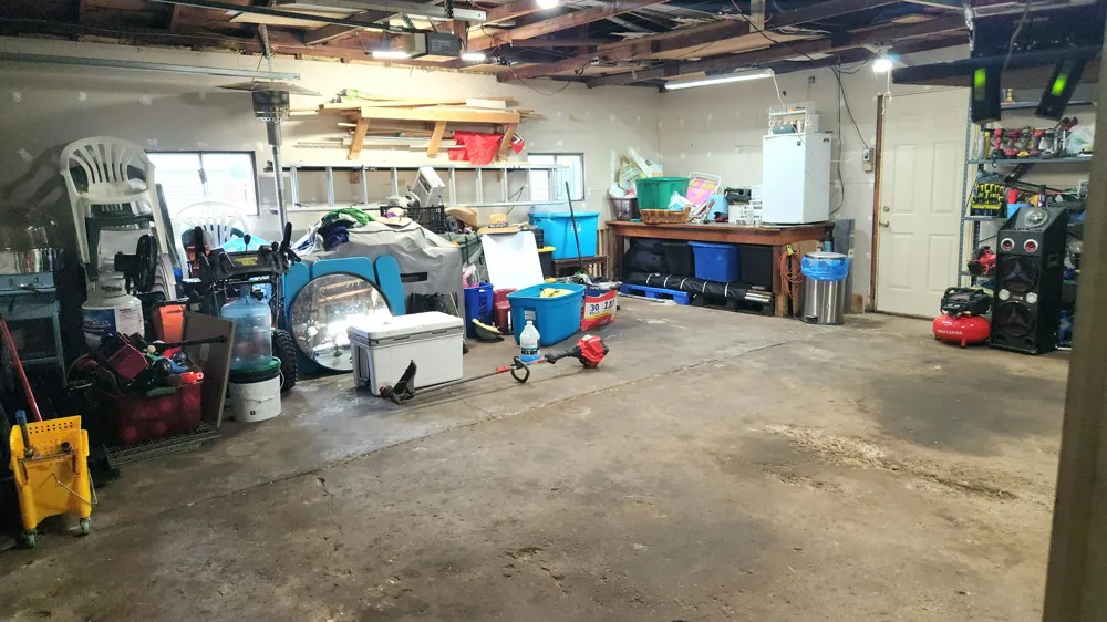 56844 M 43 Bangor, MI 49013