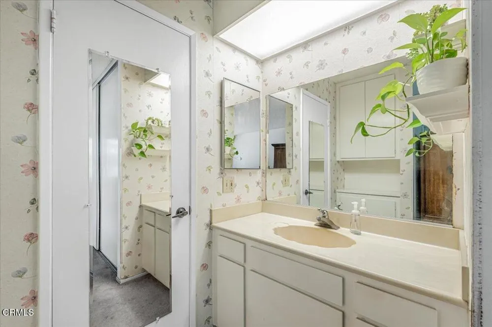 15229 Village 15 Camarillo, CA 93012