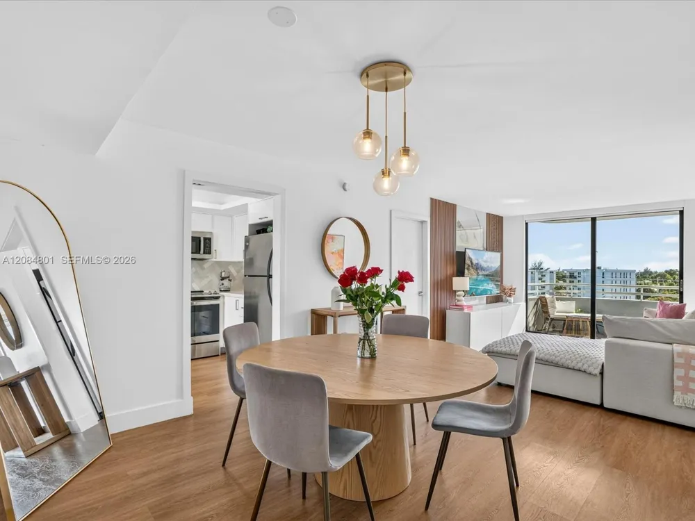 8201 Byron Ave #502 Miami Beach, FL 33141