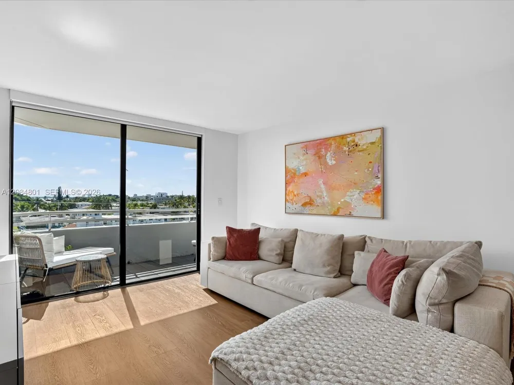 8201 Byron Ave #502 Miami Beach, FL 33141