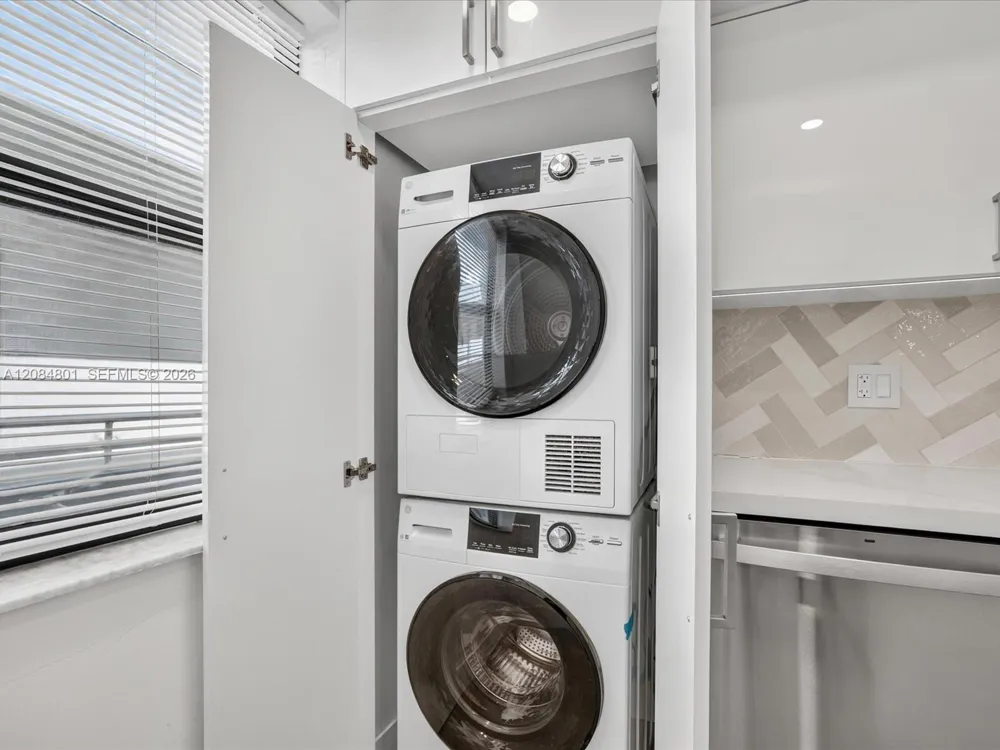 8201 Byron Ave #502 Miami Beach, FL 33141