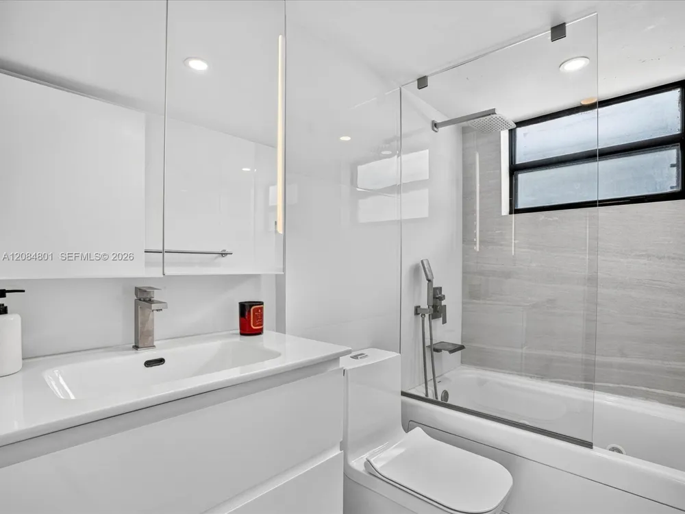 8201 Byron Ave #502 Miami Beach, FL 33141