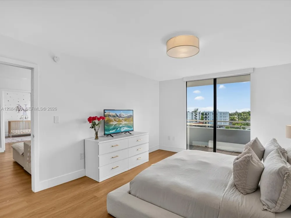 8201 Byron Ave #502 Miami Beach, FL 33141