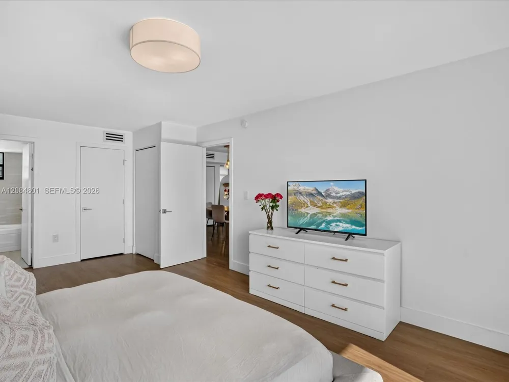 8201 Byron Ave #502 Miami Beach, FL 33141