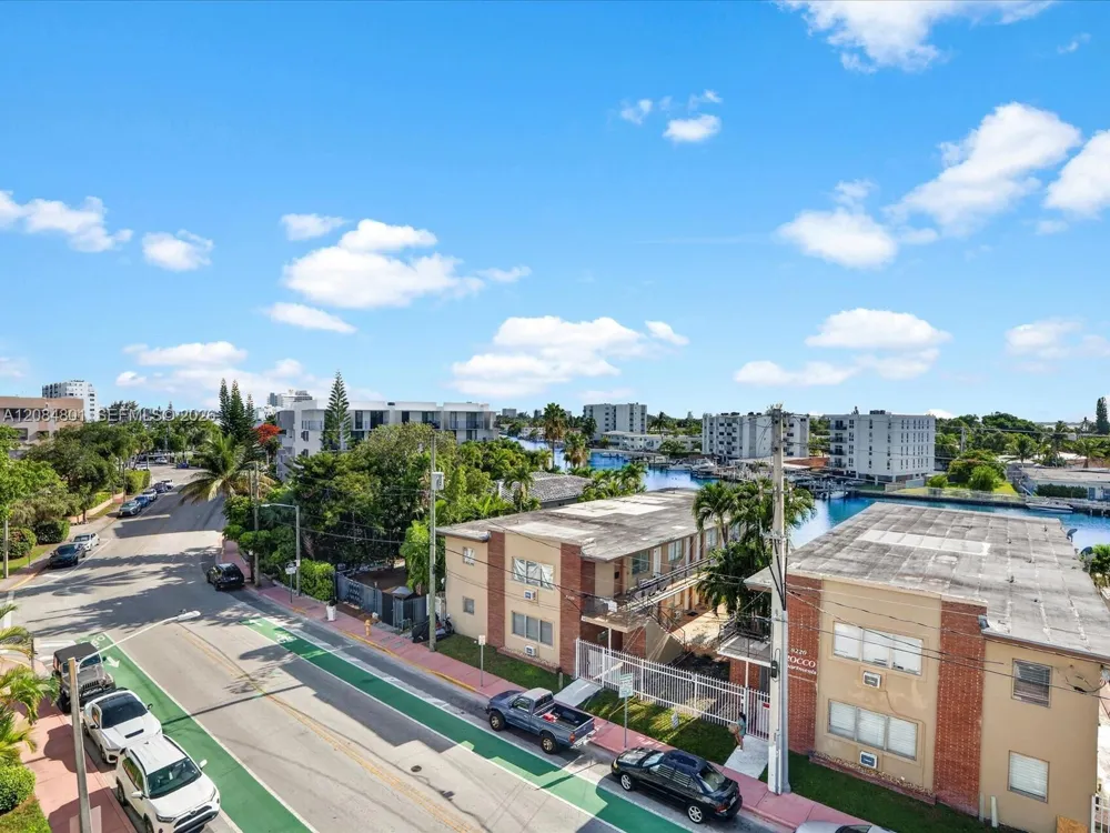 8201 Byron Ave #502 Miami Beach, FL 33141