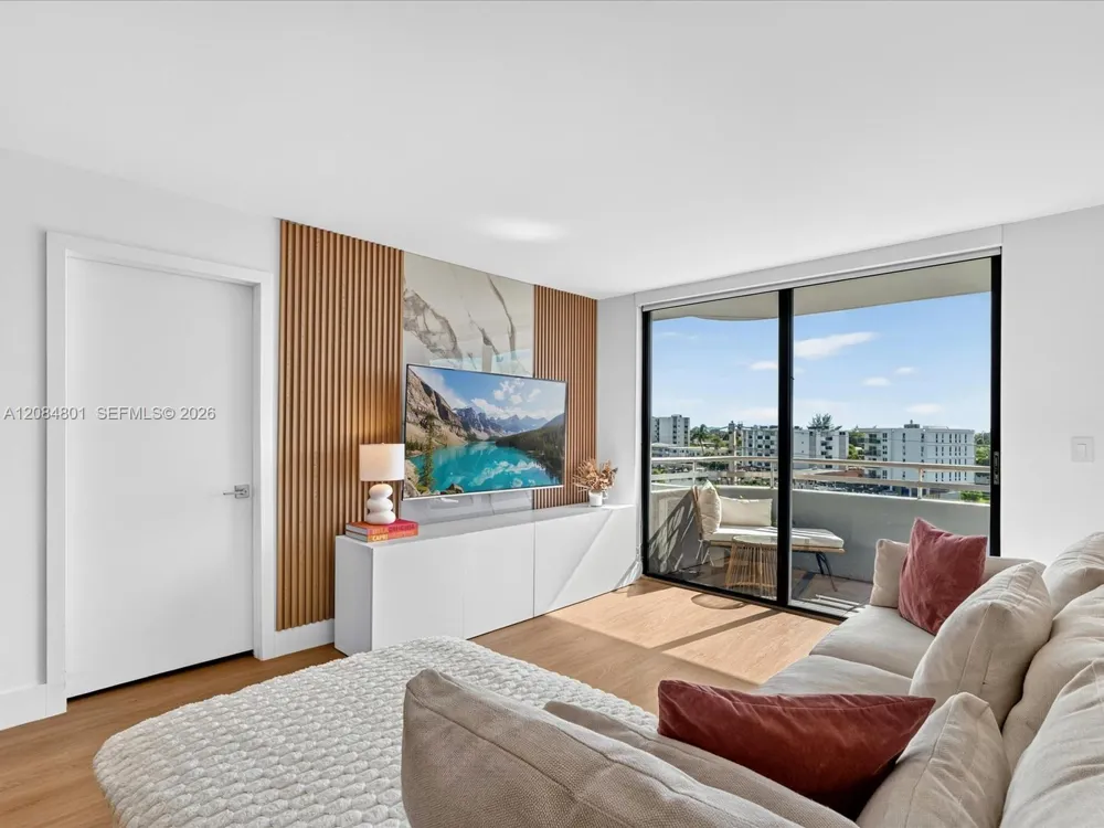 8201 Byron Ave #502 Miami Beach, FL 33141
