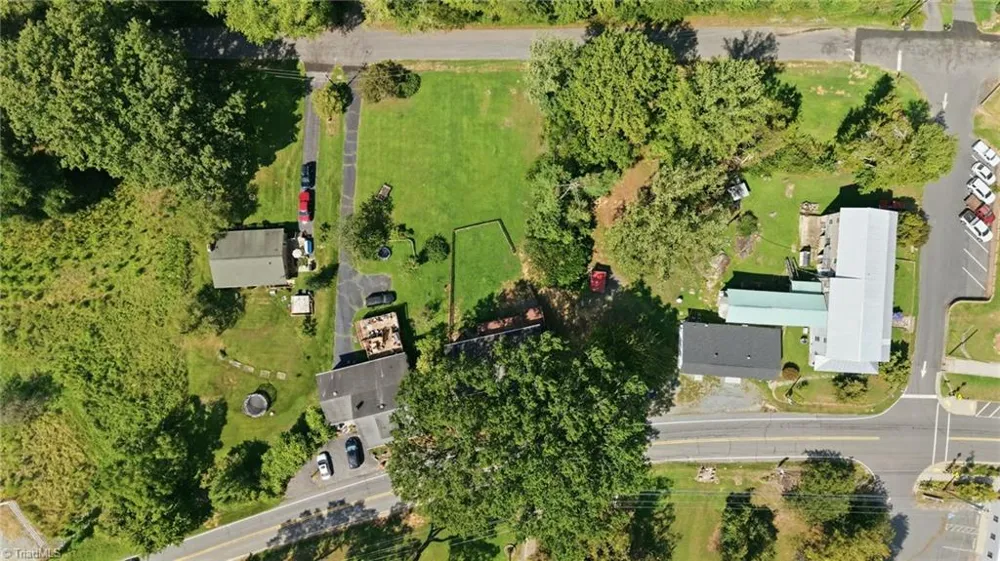 609 Main Street Danbury, NC 27016