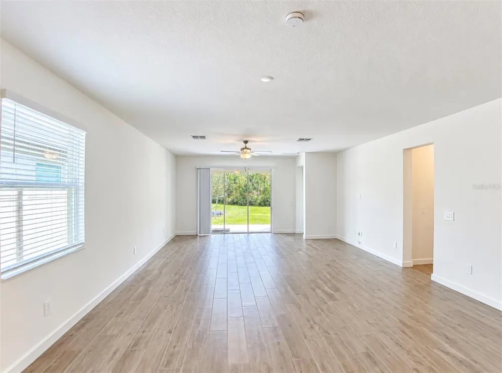 10060 BANYAN BREEZE BOULEVARD Land O Lakes, FL 34638