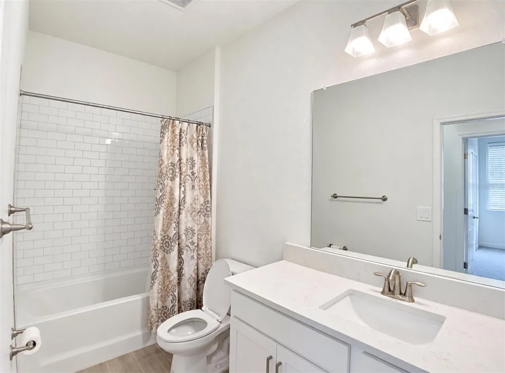 10060 BANYAN BREEZE BOULEVARD Land O Lakes, FL 34638