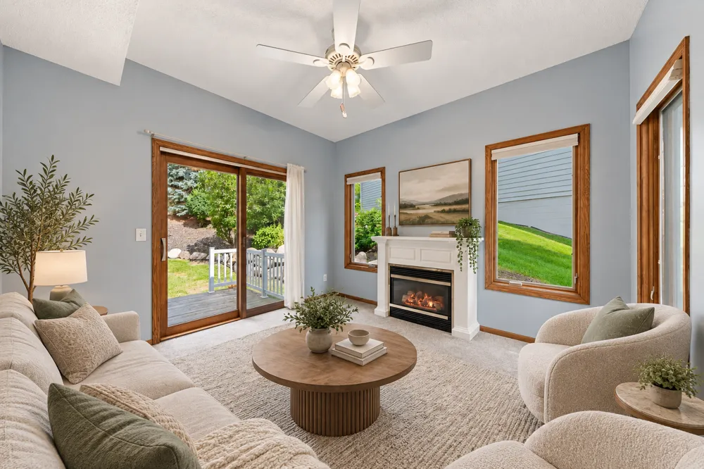 833 Southcross Drive E Burnsville, MN 55306