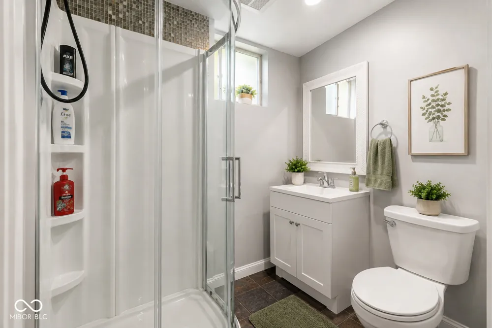 415 Lindley Avenue Indianapolis, IN 46241