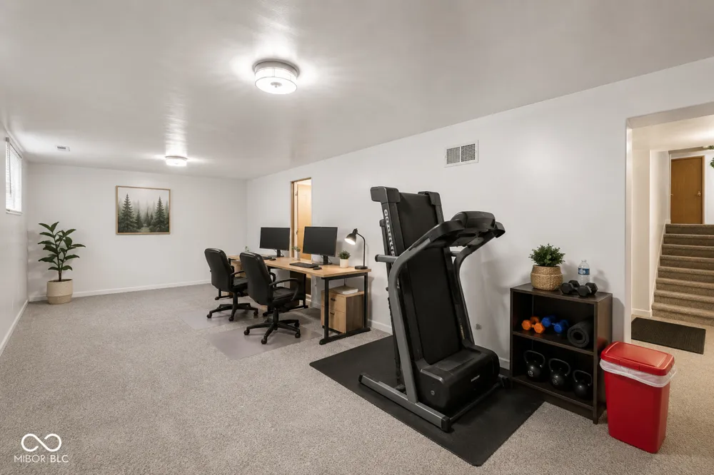 415 Lindley Avenue Indianapolis, IN 46241