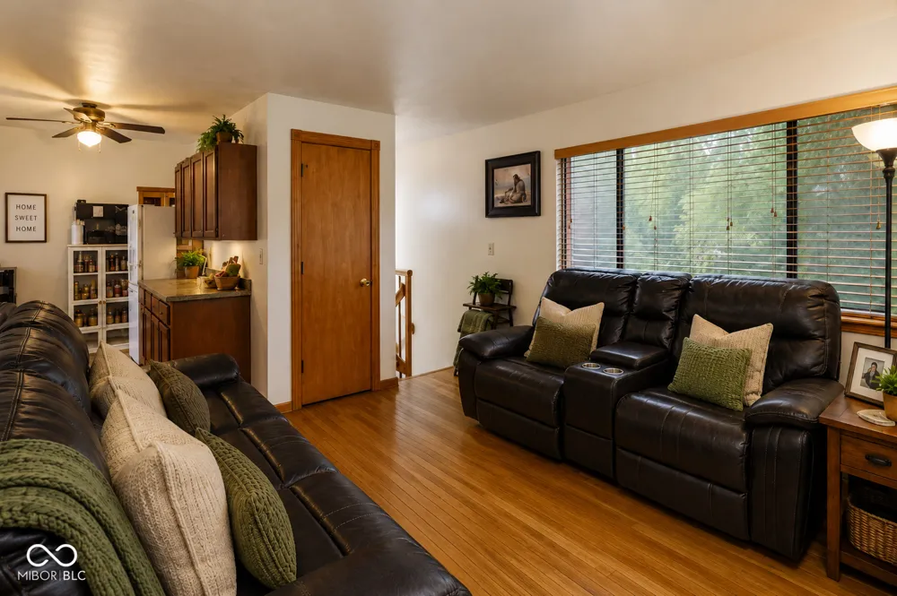 415 Lindley Avenue Indianapolis, IN 46241