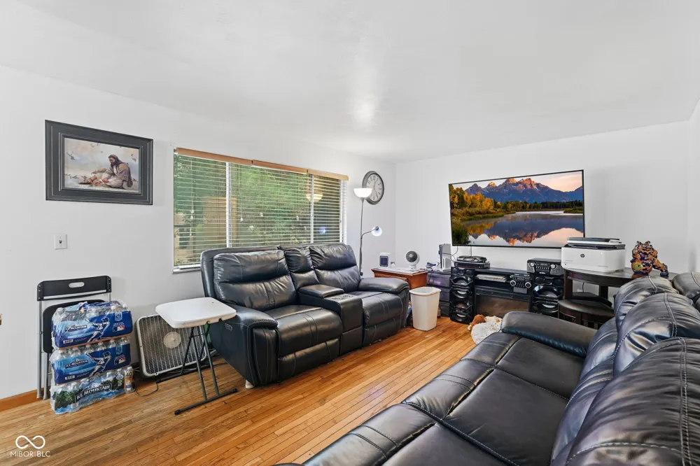 415 Lindley Avenue Indianapolis, IN 46241
