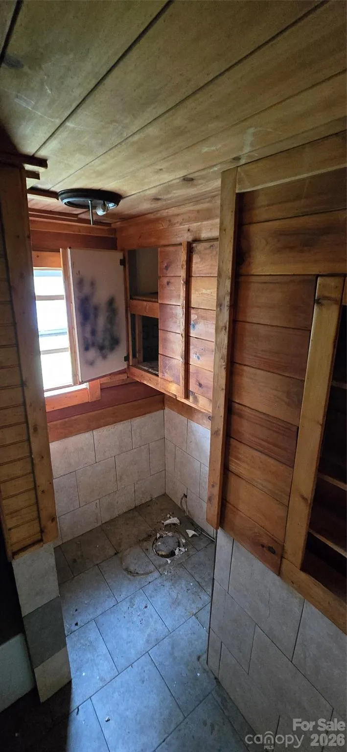 502 Healan Place NW Lenoir, NC 28645
