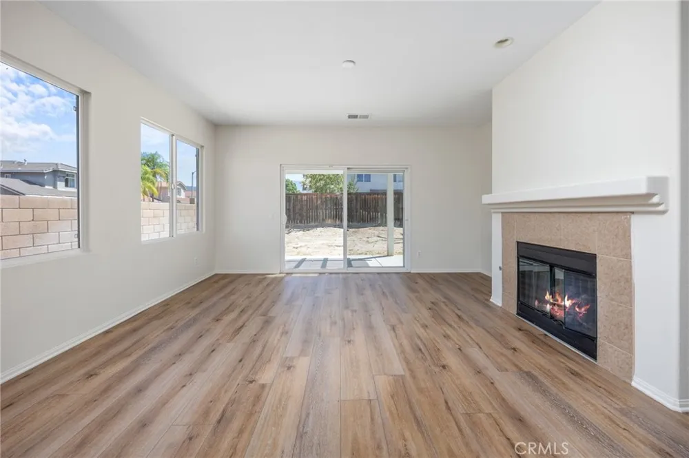 1863 Orchard Park Court San Jacinto, CA 92583