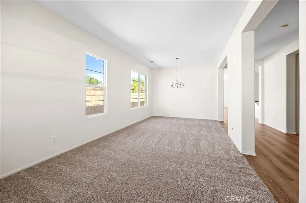 1863 Orchard Park Court San Jacinto, CA 92583