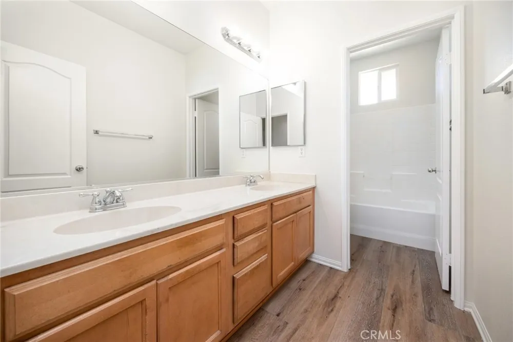 1863 Orchard Park Court San Jacinto, CA 92583