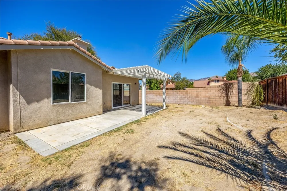 1863 Orchard Park Court San Jacinto, CA 92583