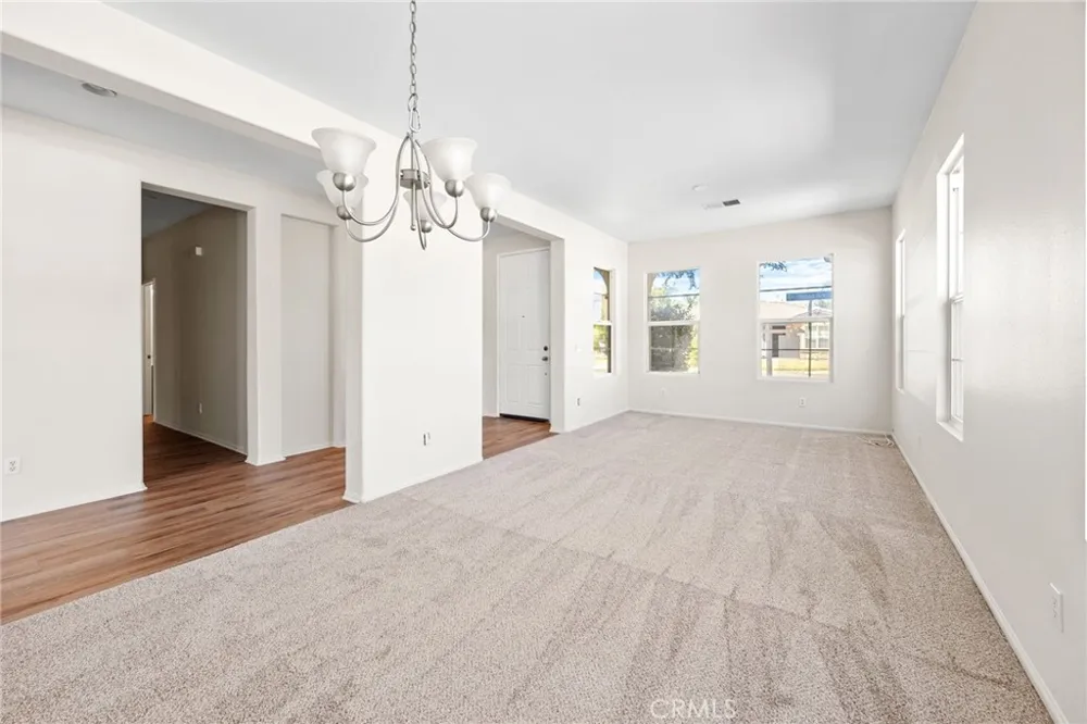 1863 Orchard Park Court San Jacinto, CA 92583