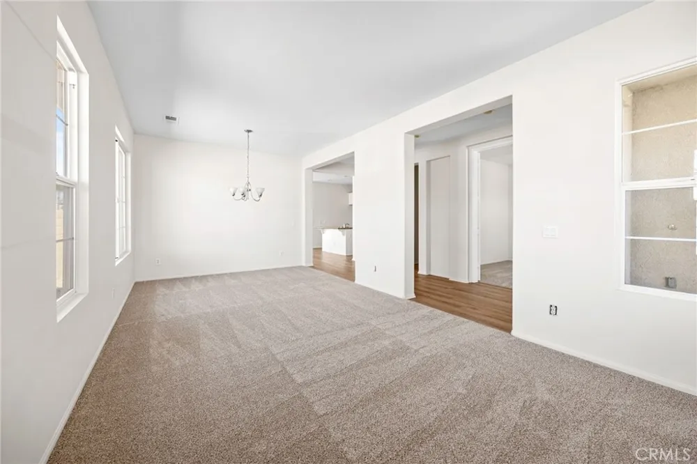 1863 Orchard Park Court San Jacinto, CA 92583